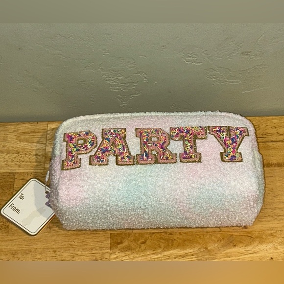 Gloss & Glo Rainbow Sprinkles PARTY Accessory Bag With Zipper Closure - Picture 7 of 9